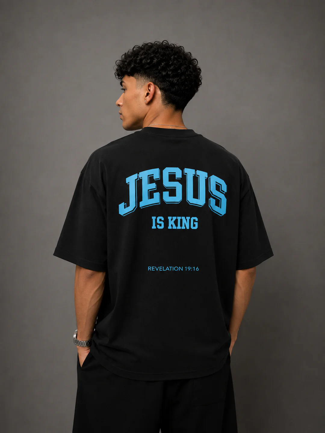 Camiseta Oversized Faith Jesus Is King foto 1