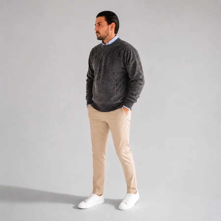 Suéter Chenile Zara cinza mesclado em look masculino